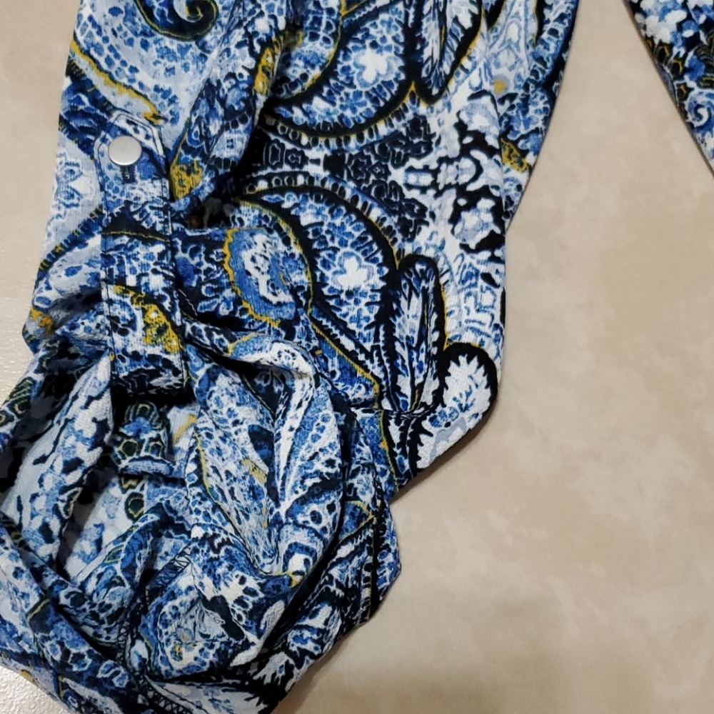 Blouse - Picture 4 of 8